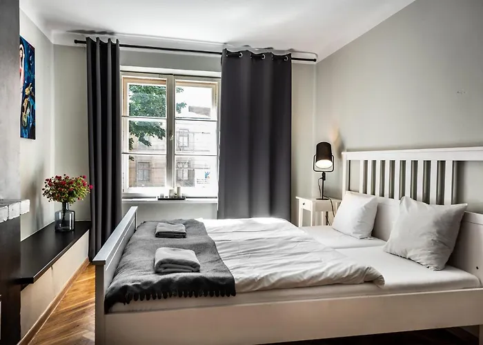 Flamingo Premium Hostel